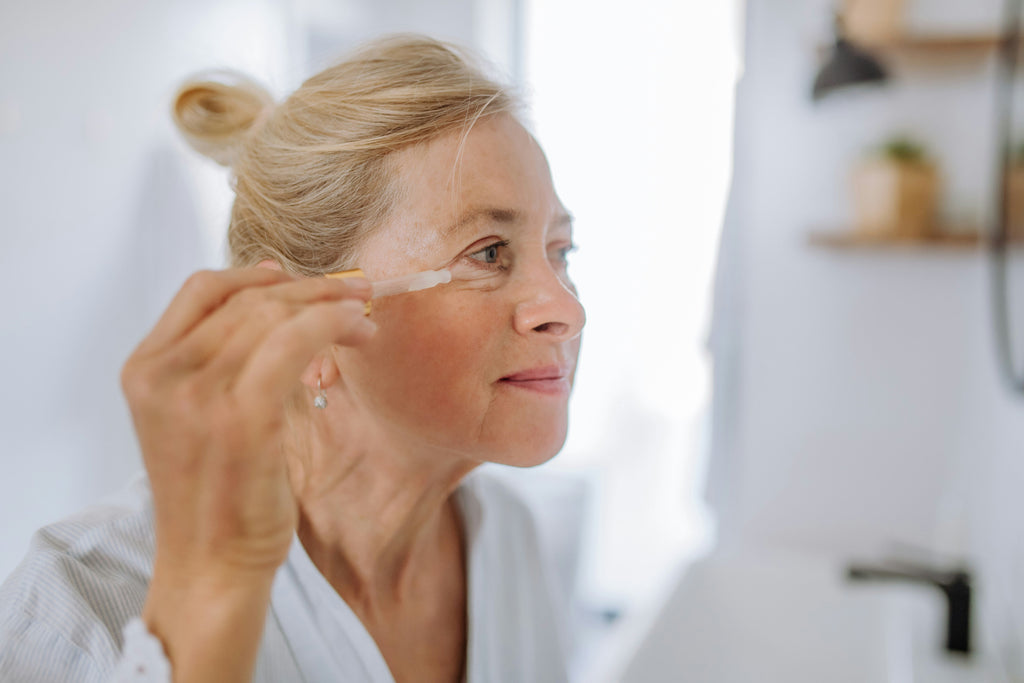 Antioxidantes no Skincare: O Escudo Invisível Contra o Envelhecimento